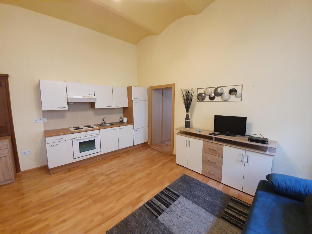 Appartement Zur Post Ferlach Exterior photo